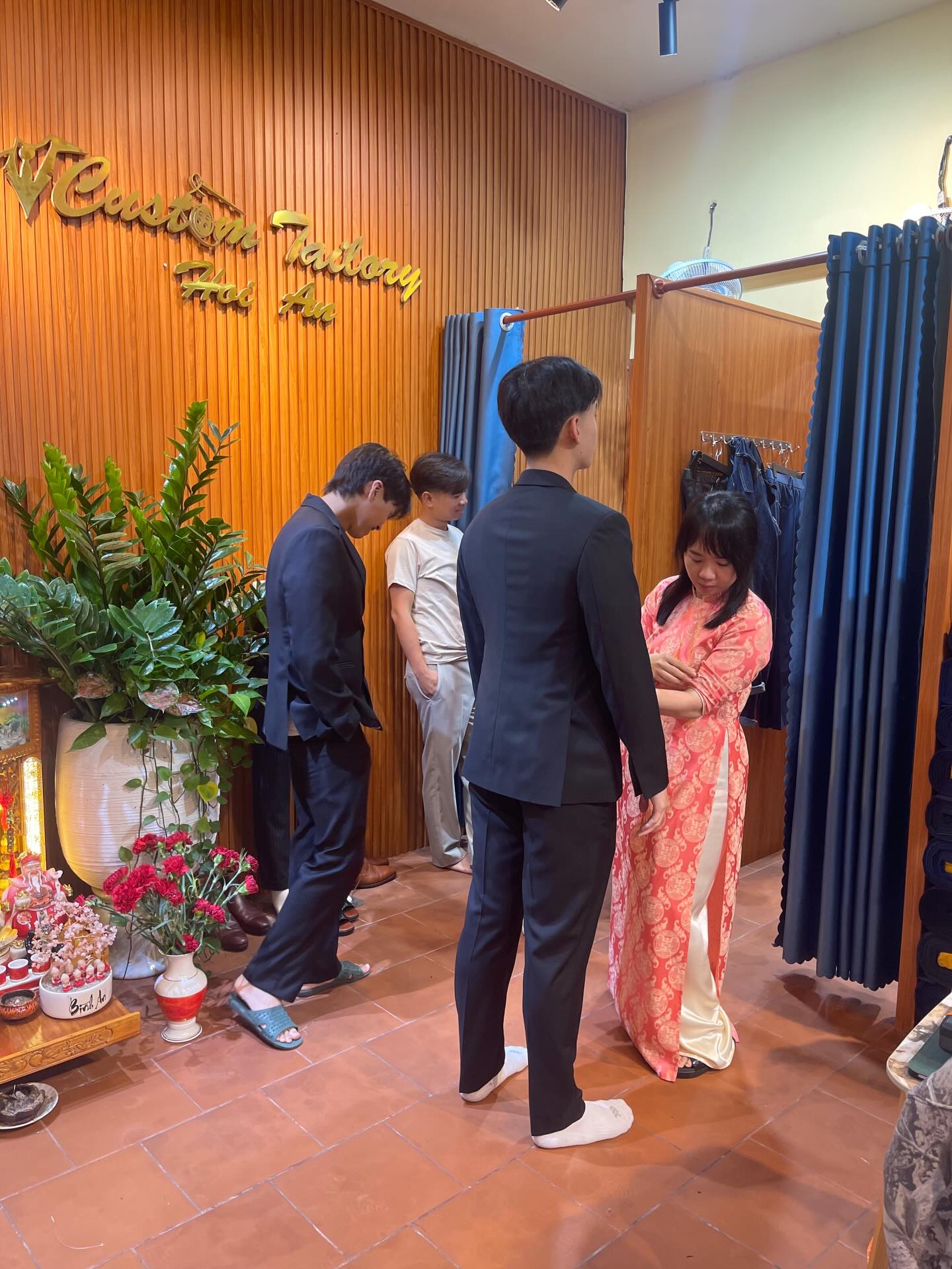 Custom Tailory Hội An